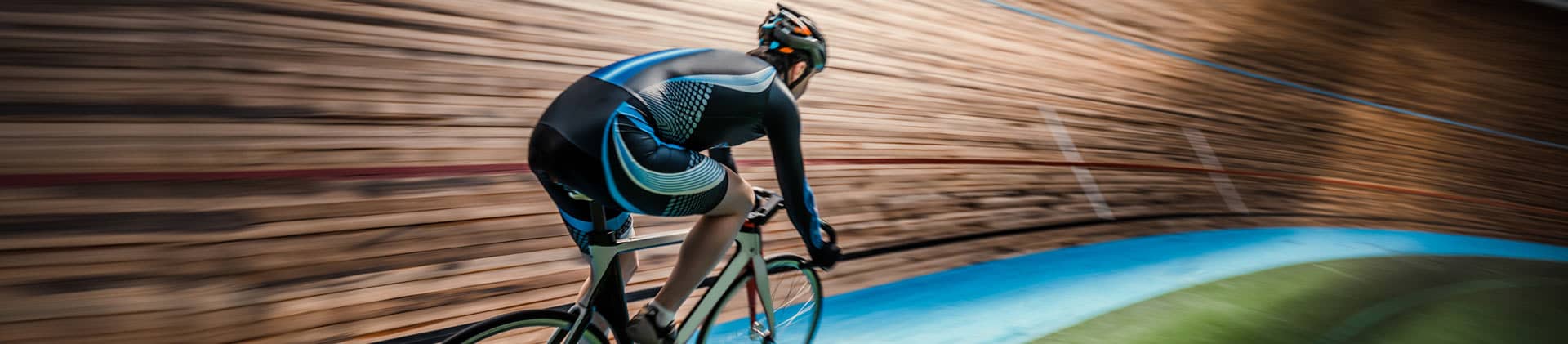Bike rider racing
